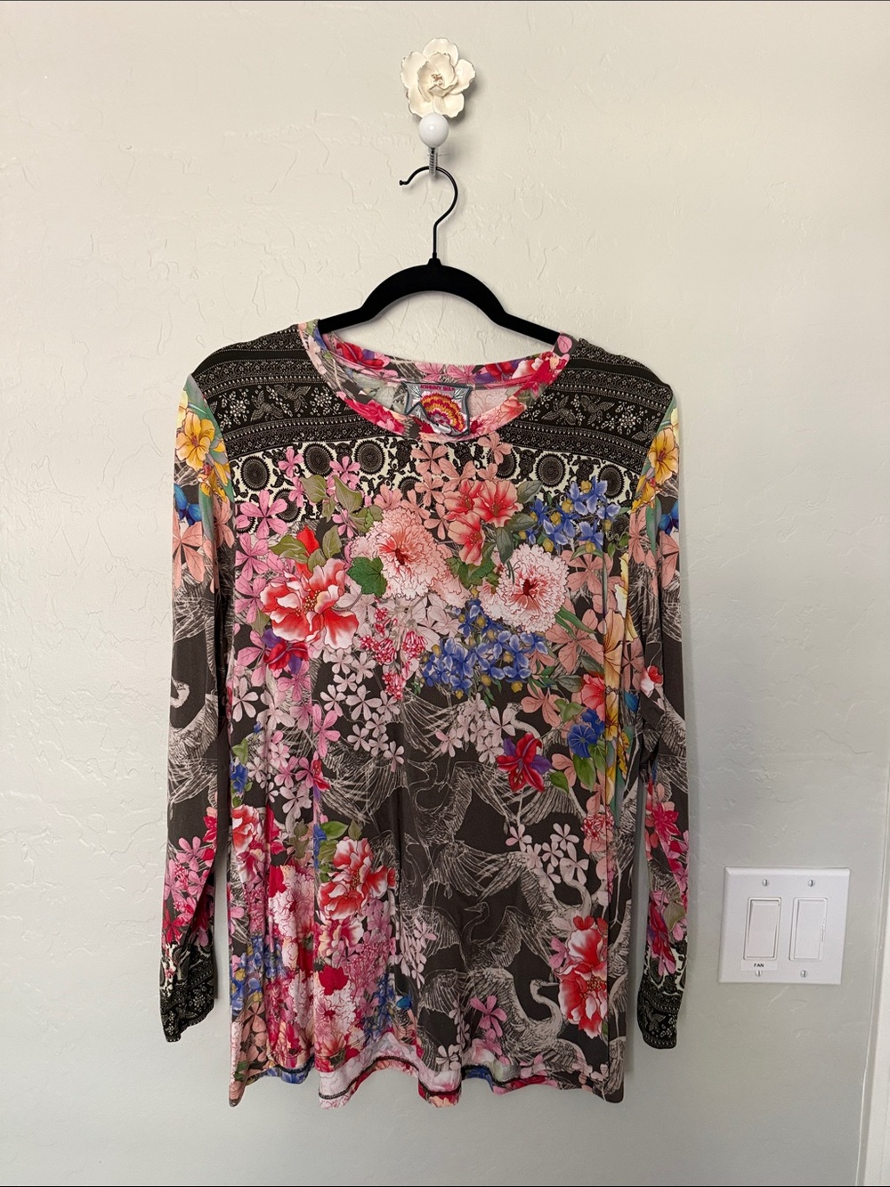 Johnny Was Multicolor Floral Long-Sleeve Scoop Neck Top